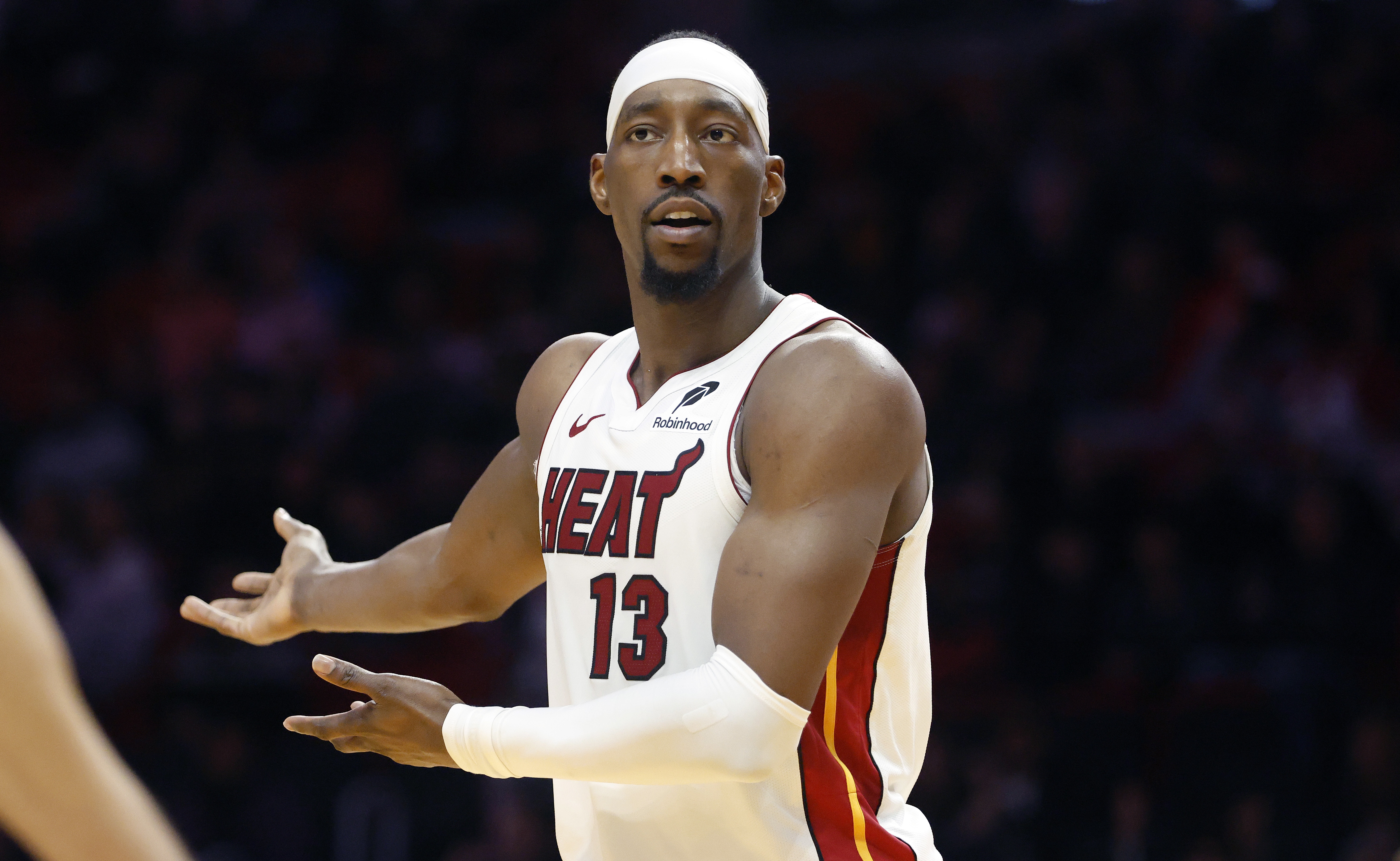 黄金甲体育官方网站-阿德巴约：我们要保持拼劲 像打出今天的表现就能冲出附加赛